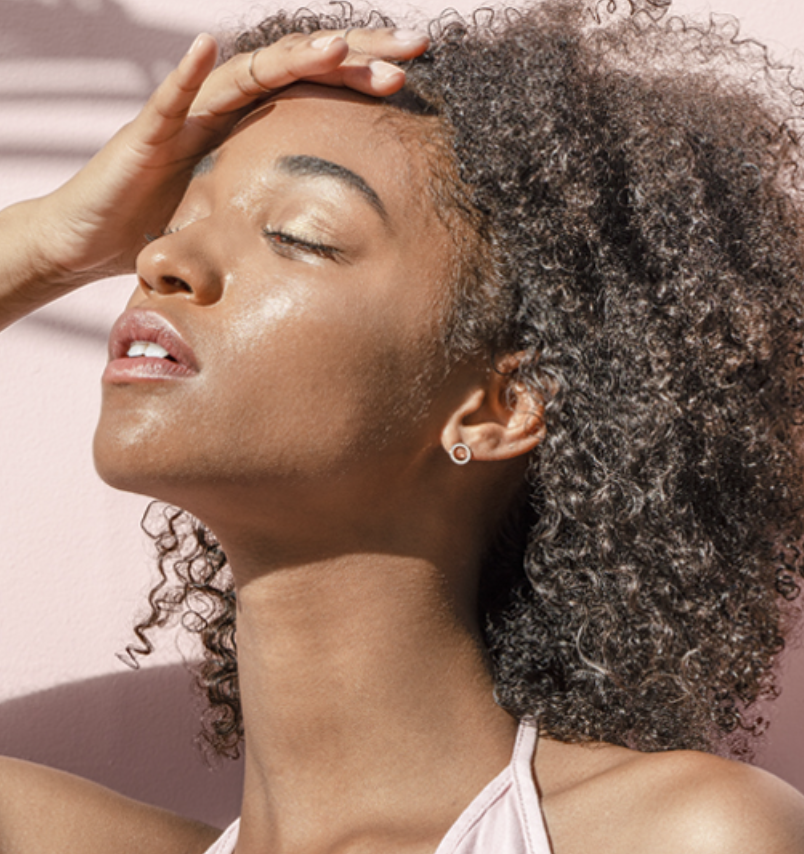 Προετοιμασία του Δέρματος για το Καλοκαίρι: Πώς να Αλλάξετε την Περιποίησή σας